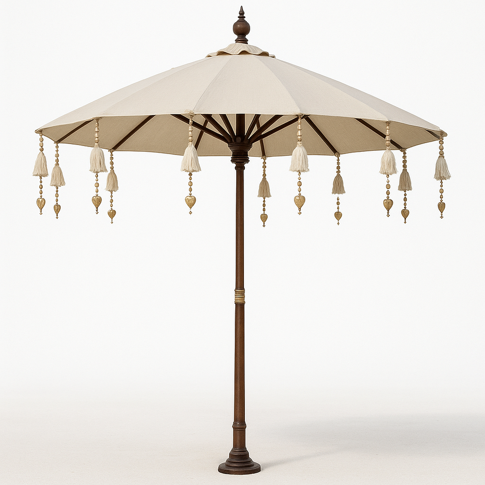 Parasol rond crème en bois avec pampilles métalliques